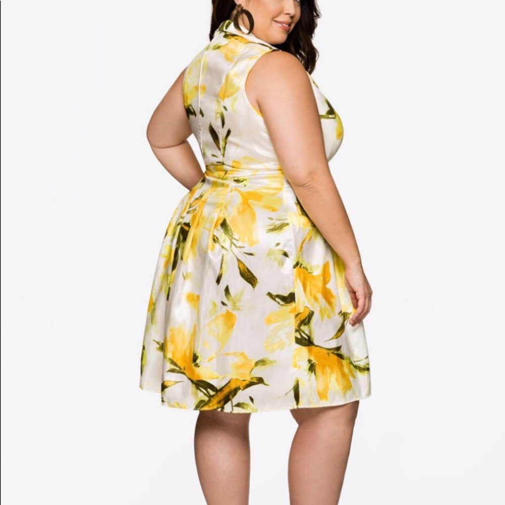 Floral dress NWT